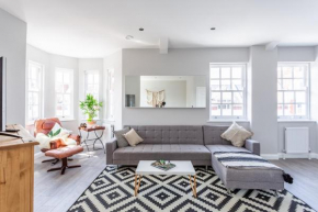 2 Bedroom Apartments with Sofa bed in Southend